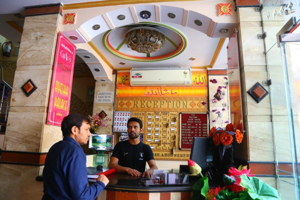Hotel Ayesha Palace Delhi  Kültér fotó