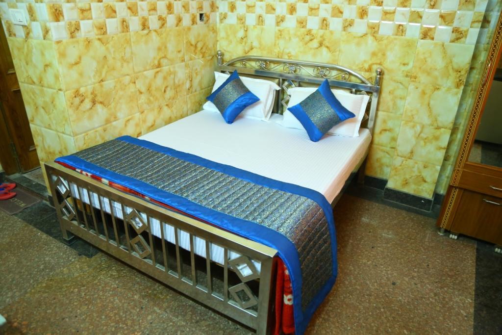 Hotel Ayesha Palace Delhi  Kültér fotó